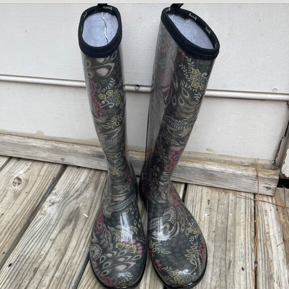 EUC- Kamik Gray Paisley Rain Boots Size 9 - Picture 10 of 13